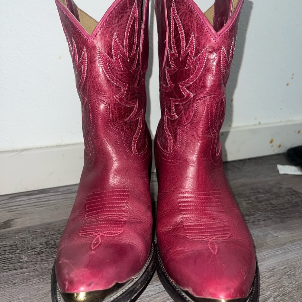 Dylwheels pink leather cowboy booties